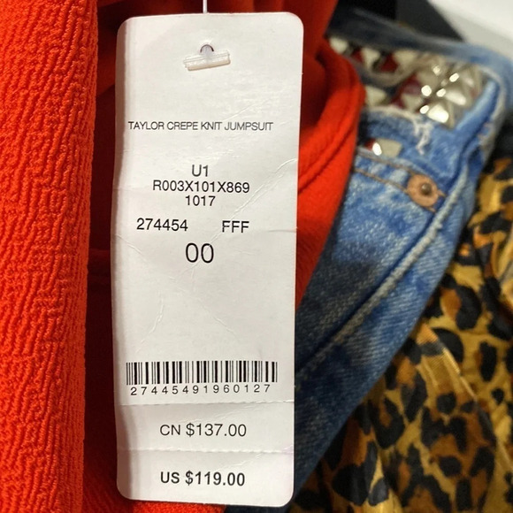 Bebe NWT Red Taylor Crepe Knit Jumpsuit Size 00 - Picture 8 of 8